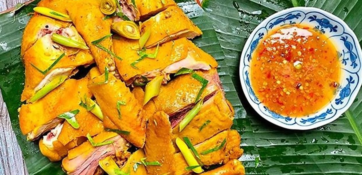 Hình ảnh Gà Ủ Muối Hoa Tiêu An Nhiên - Lý Chính Thắng
