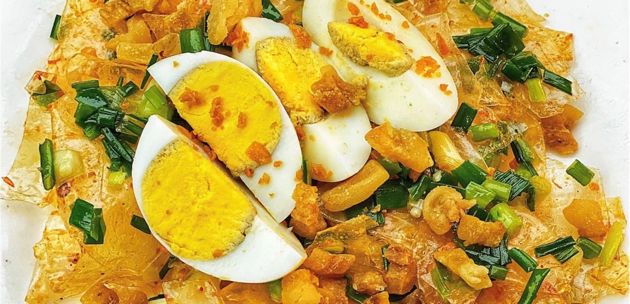 Hình ảnh Bánh Tráng Trộn Saigonese - Hoàng Diệu