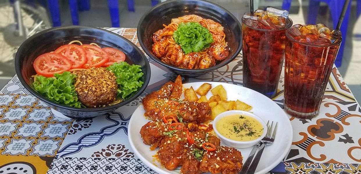 Hình ảnh Mì Quăn - Quăng Tận Nơi - Tôn Thất Hiệp
