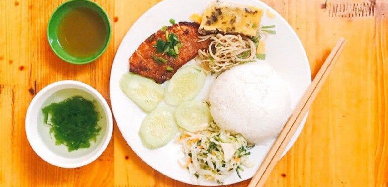 Hình ảnh Cơm Tấm - Ao Sen 
