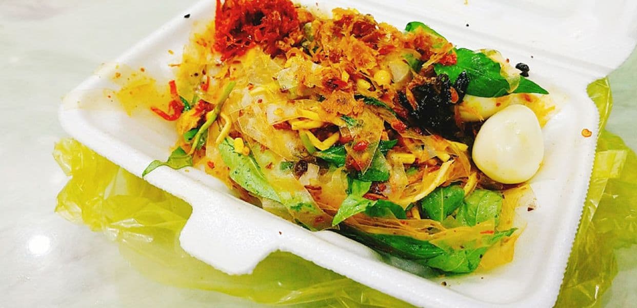 Hình ảnh Bánh Tráng Trộn Cống Quỳnh