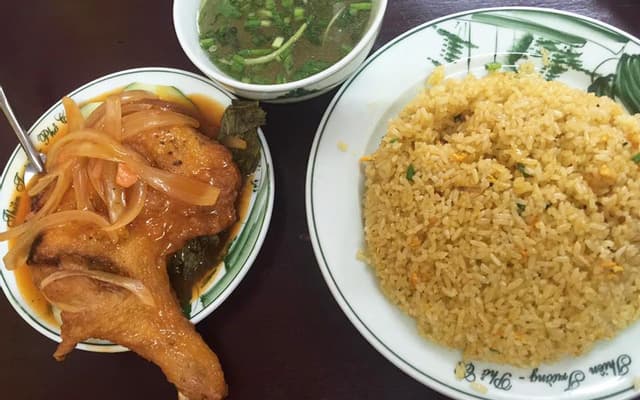 Hình ảnh Thiên Trường - Phở Cồ & Cơm Gà Xối Mắm - Vĩnh Hồ