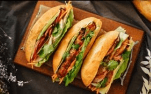 Hình ảnh Ruby’s Food - Bánh Mỳ & Chè - Cầu Diễn