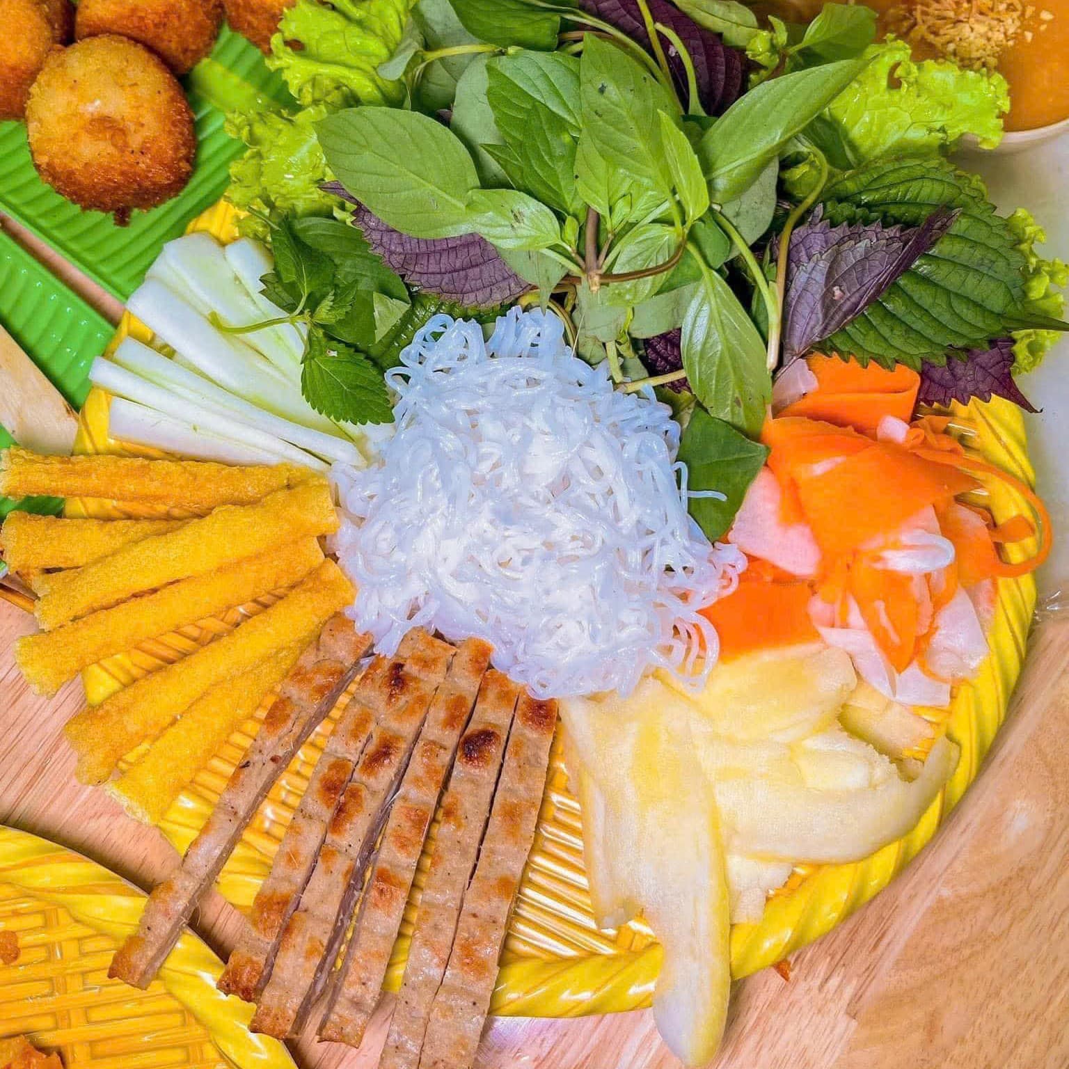 Hình ảnh Nem Nướng Nha Trang Bạch Đằng - Hà Bổng