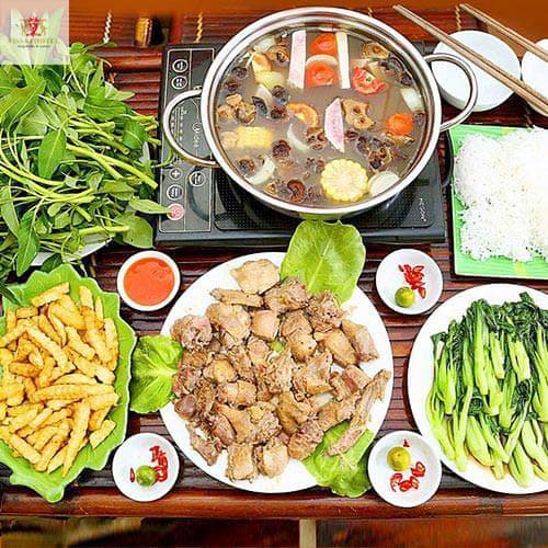 Hình ảnh Sơn Dê Quán - Hương Lộ 80B