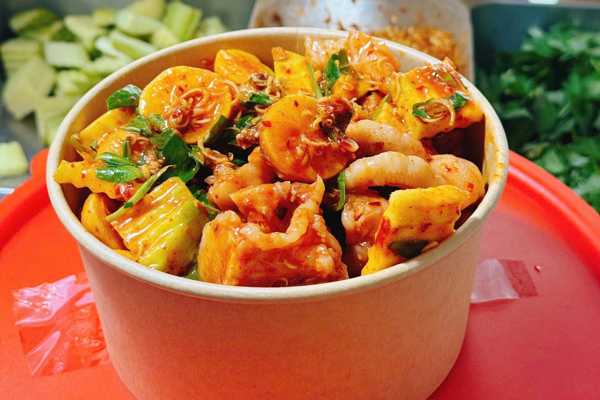 Hình ảnh Chân Gà Sốt Thái Quận 9 - Đường 15