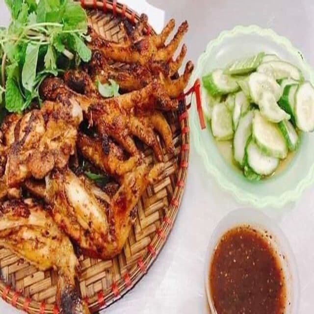 Hình ảnh Chân Gà Nướng Dũng Béo - Xuân Đỉnh