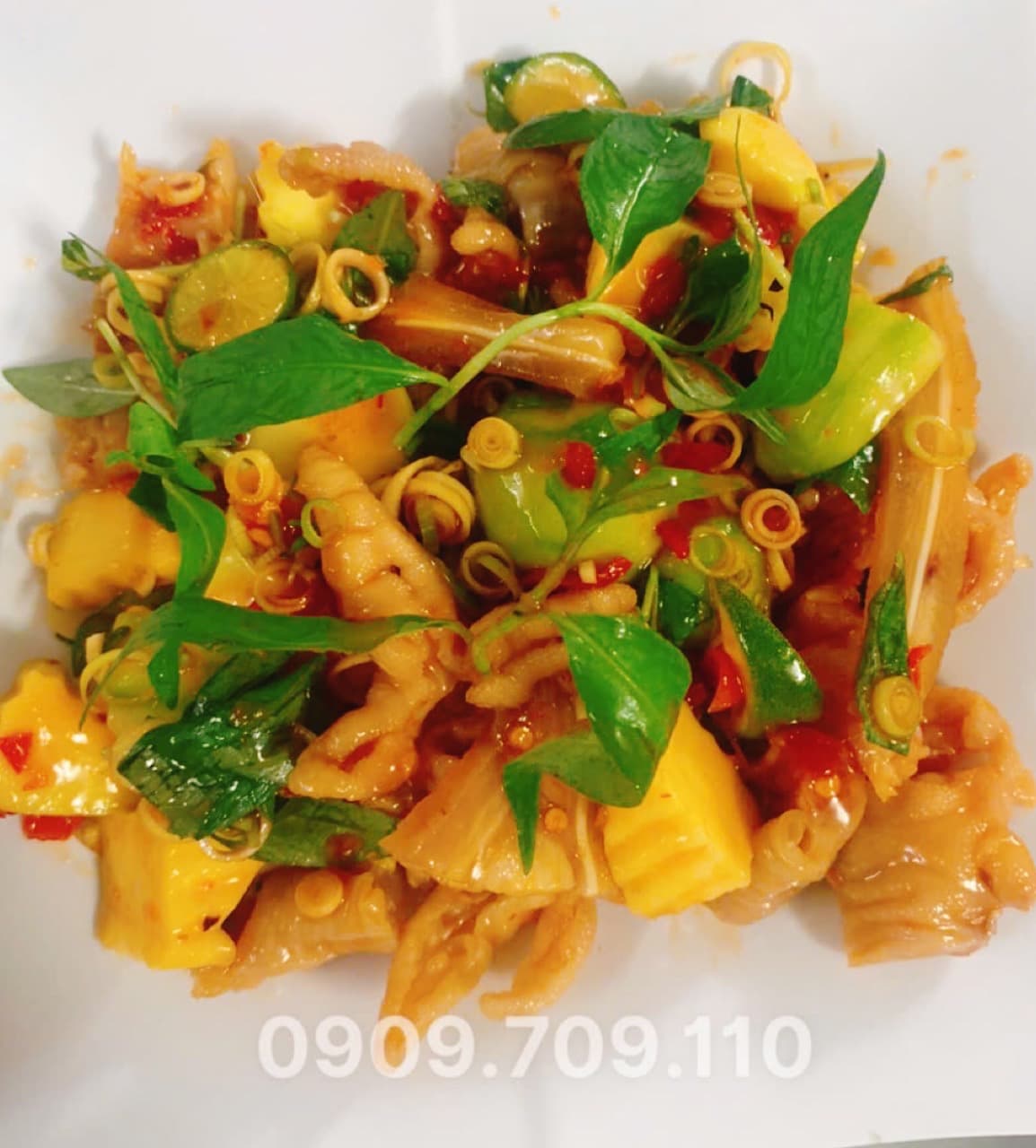 Hình ảnh MUPs - Chân Gà Sốt Thái & Ăn Vặt - Lạc Long Quân