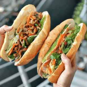 Hình ảnh Bánh Mì Tào Gia - Bánh Mì Thịt Kèm Nước Sốt Độc Quyền - Hậu Giang