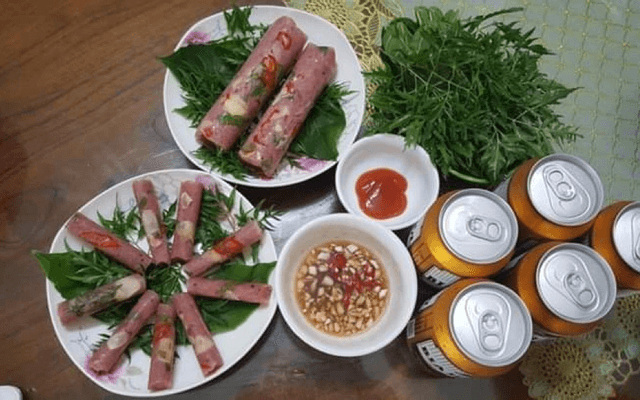 Hình ảnh Ăn Vặt Quán - Nem Chua & Nộm Bò Khô - Ngõ Gốc Đề