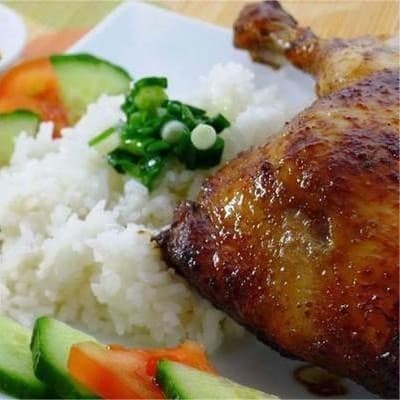 Hình ảnh Cơm Gà Da Giòn Số 8 - Bình Tiên