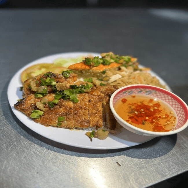 Hình ảnh Cơm Trưa Bình Dân Hai Thuỷ - Cơm Trưa & Cơm Tấm - Chợ Lò Gốm