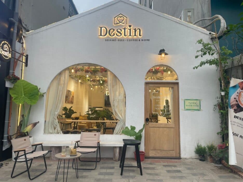 Hình ảnh Destin - Cà Phê Kem Trứng & Kem Mè - Lạc Long Quân