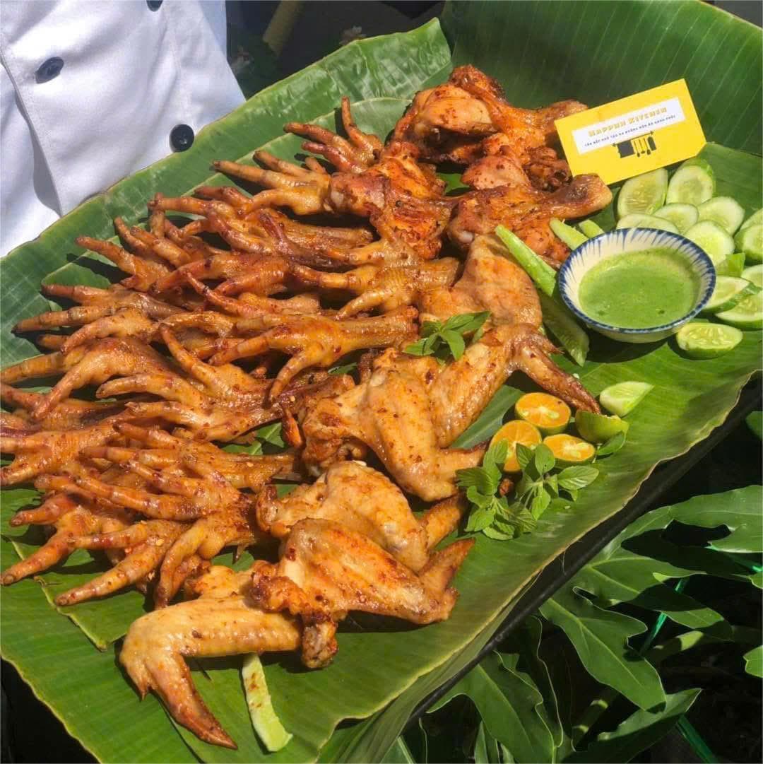 Hình ảnh Cút Chiên Bơ & Chân Gà Nướng Nấm Jum - Trương Thị Hoa