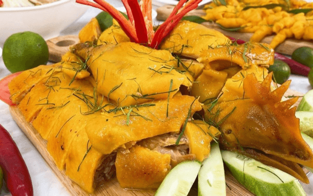 Hình ảnh Bếp Cô Hai - Gà Ủ Muối - Đường Số 1