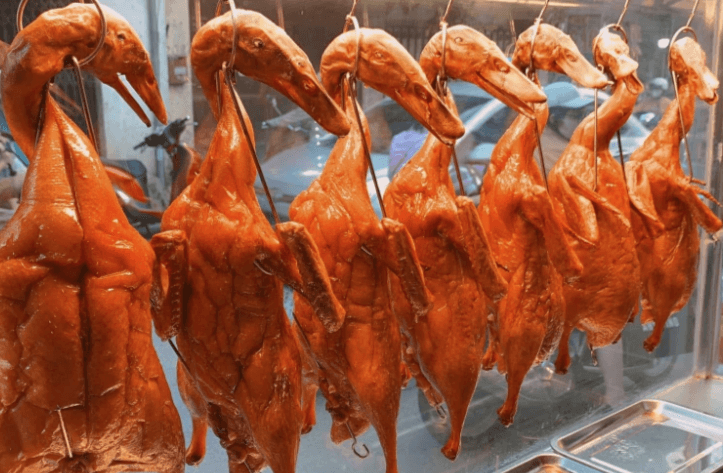 Hình ảnh Vịt Quay Bắc Kinh & Gà Nướng - Hoàng Công Chất