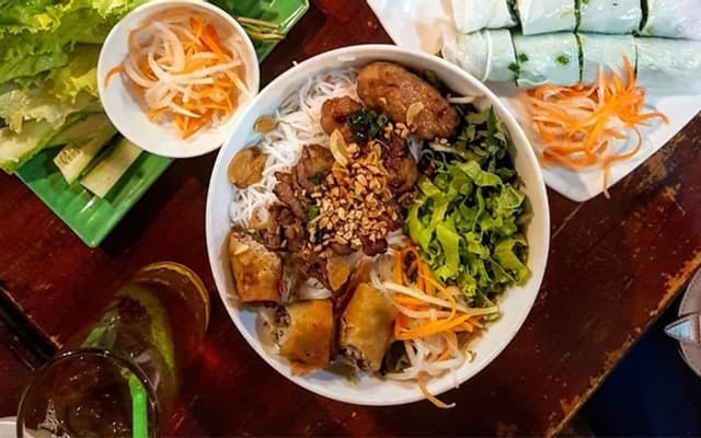 Hình ảnh Bún Thịt Nướng 192 - Gò Dầu