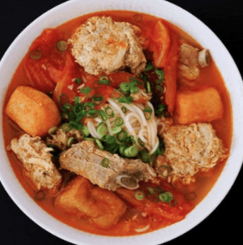Hình ảnh Quán Bún Riêu Gỏi Cuốn Bà Út - Đường 16