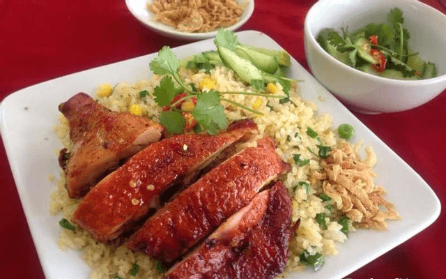 Hình ảnh Cơm Gà Gia Đình - Tô Hiệu