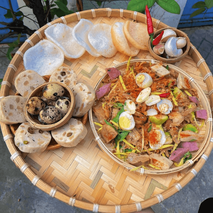 Hình ảnh  Tré Trộn & Chân Gà Cô Lan - Nguyễn Tư Giản