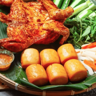 Hình ảnh Vịt Quay Lạng Sơn - Gà Nướng, Bánh Bao & Cơm Lam - Nguyễn Thị Ngâu