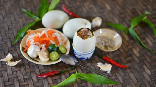 Hình ảnh Hột Vịt Lộn - Quốc Lộ 22
