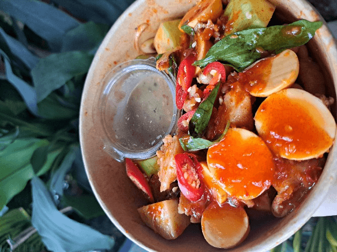 Hình ảnh Ăn Vặt Bé Gấu - Phạm Thế Hiển