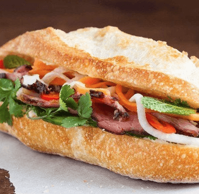 Hình ảnh Tiệm Nhà Ngọc - Bánh Mỳ Sài Gòn, Mỳ Trộn & Trà Trái Cây - Đông Thắng