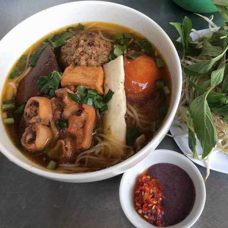 Hình ảnh Bún Riêu Cua & Bún Bò Huế Cô Trang - Hồ Học Lãm