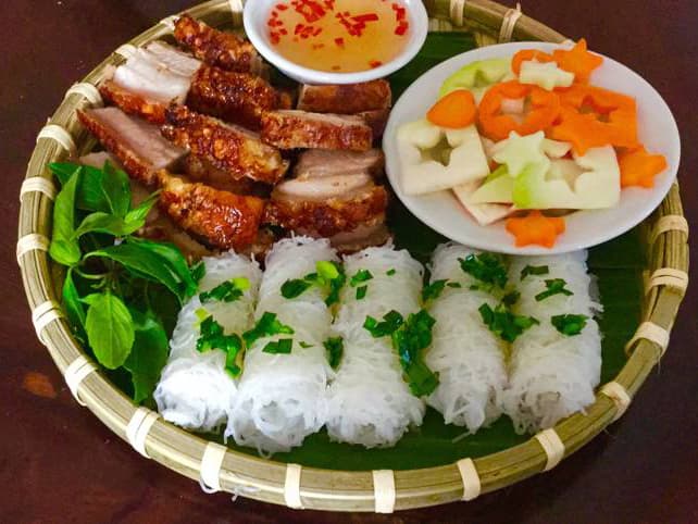 Hình ảnh Bánh Mì Heo Quay - Bánh Hỏi Heo Quay - Đường 2