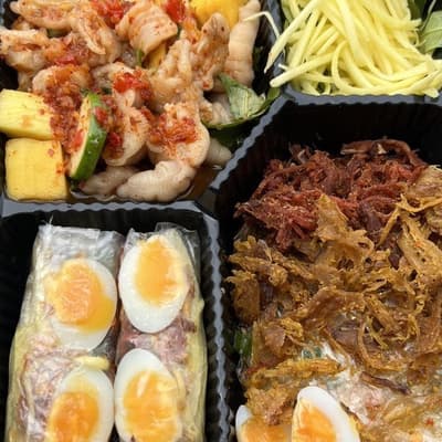 Hình ảnh Ăn Vặt Cô Đào - Nguyễn Tư Nghiêm