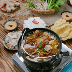 Hình ảnh Lẩu Vịt Nấu Chao - Lòng Khìa Nước Dừa Tươi - Tôn Thất Thuyết