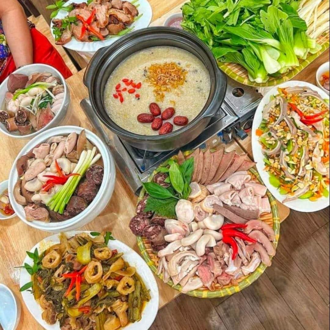 Hình ảnh Lòng Vuông Quán - Khu Dịch Vụ Dương Nội