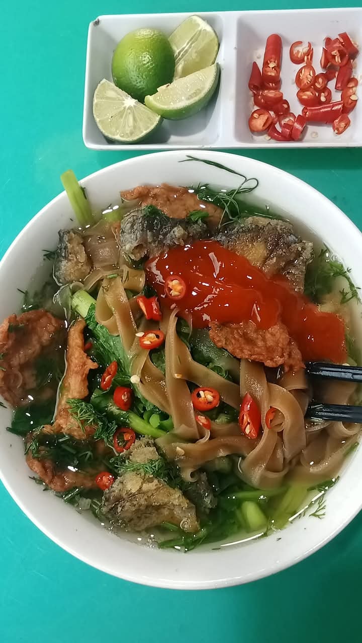 Hình ảnh Bánh đa cá rô đồng