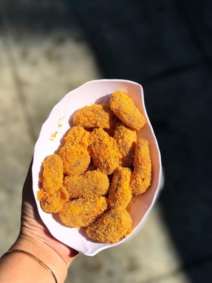 Hình ảnh Khoai lang kén lắc phô mai