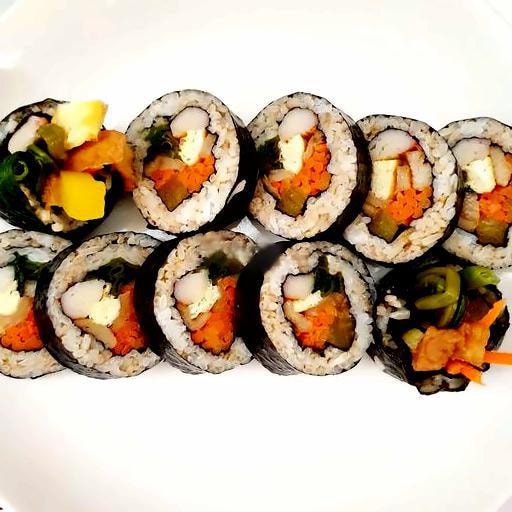 Hình ảnh Kimbap xúc xích