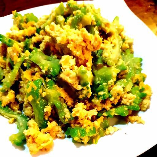 Hình ảnh Mướp đắng xào trứng