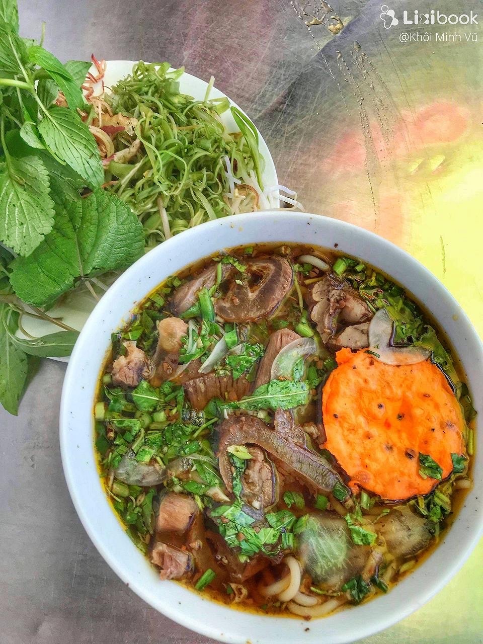 Hình ảnh bún bò bắp chả