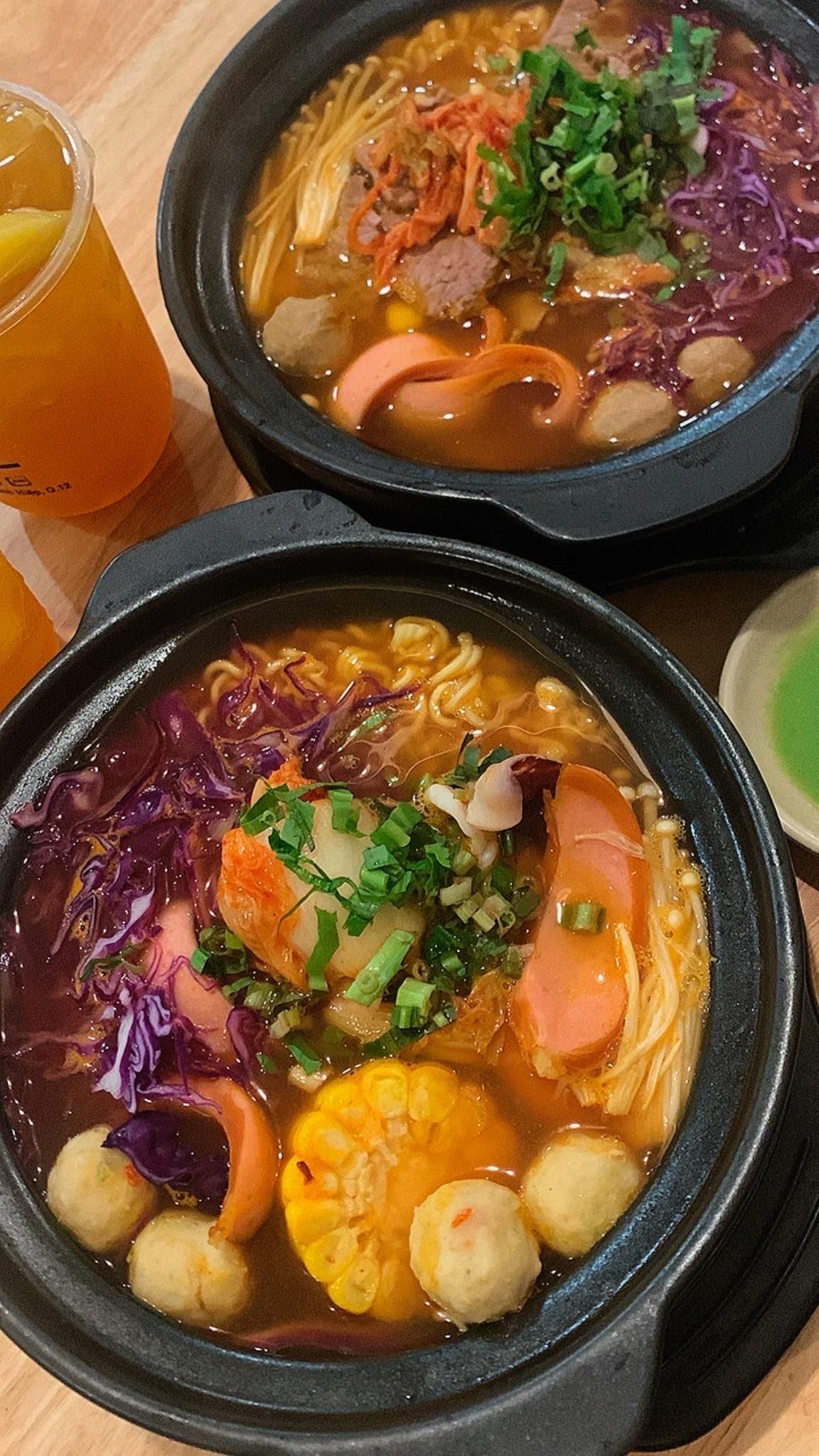 Hình ảnh Mì Cay Cá Viên + Xúc Xích