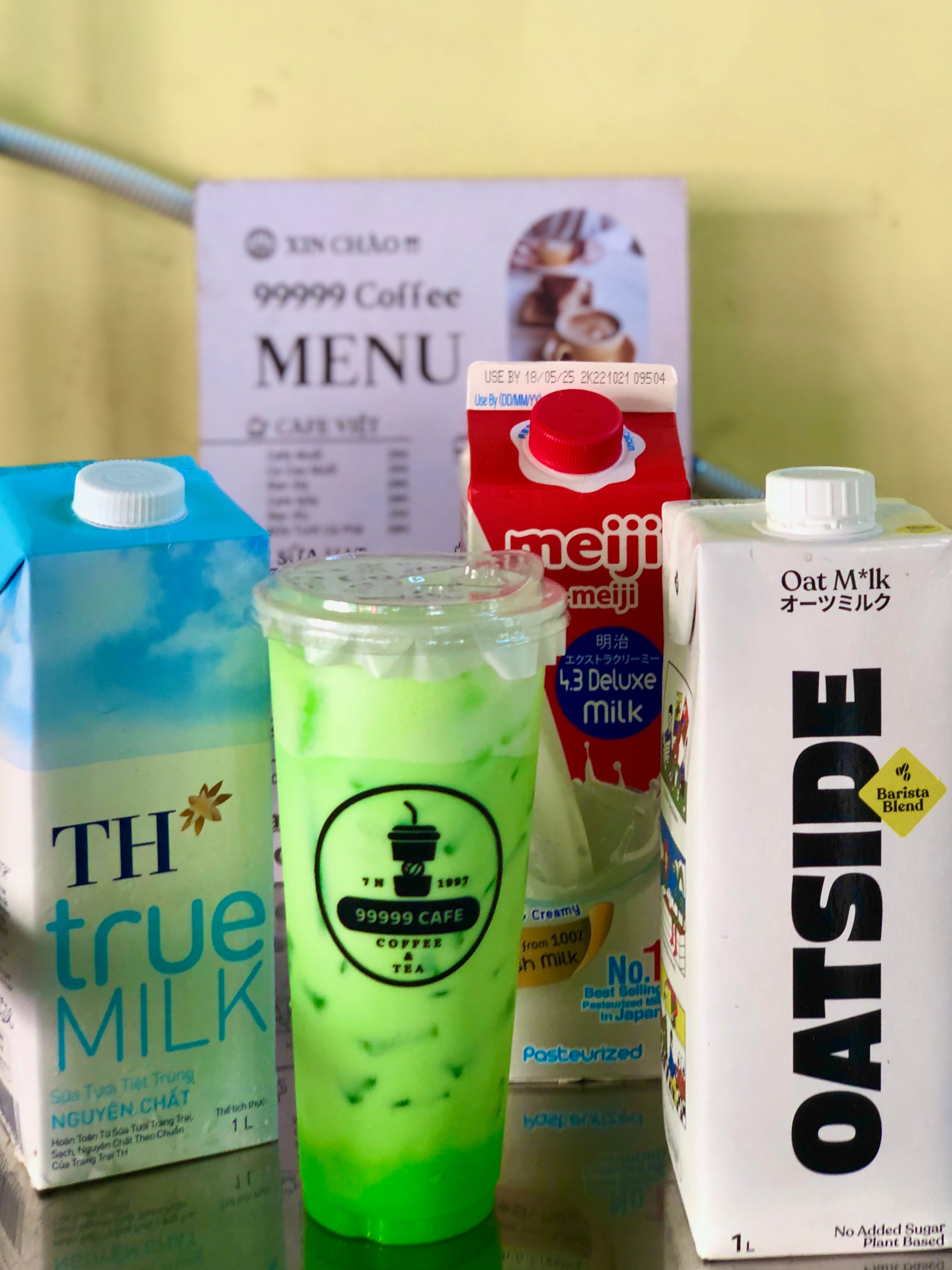Hình ảnh Sâm Dứa Sữa ( 700ml )
