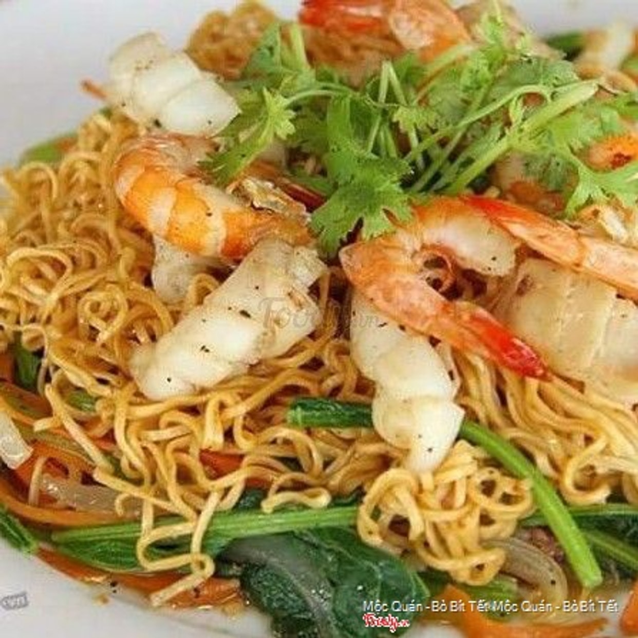 Hình ảnh Nui xào hải sản