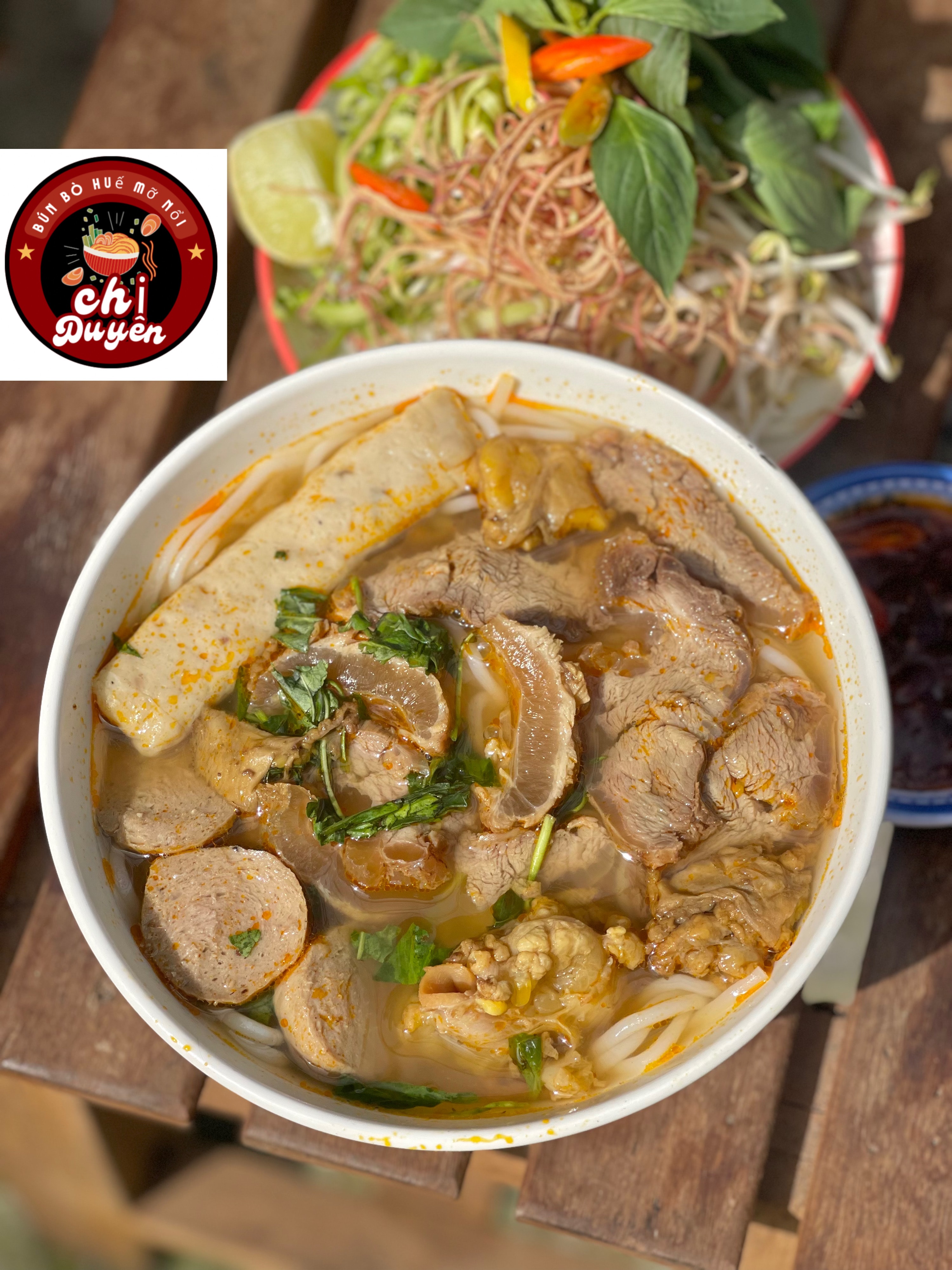 Hình ảnh Bún Bò Huế Tái,Bò Viên,Chả,Mỡ Nổi