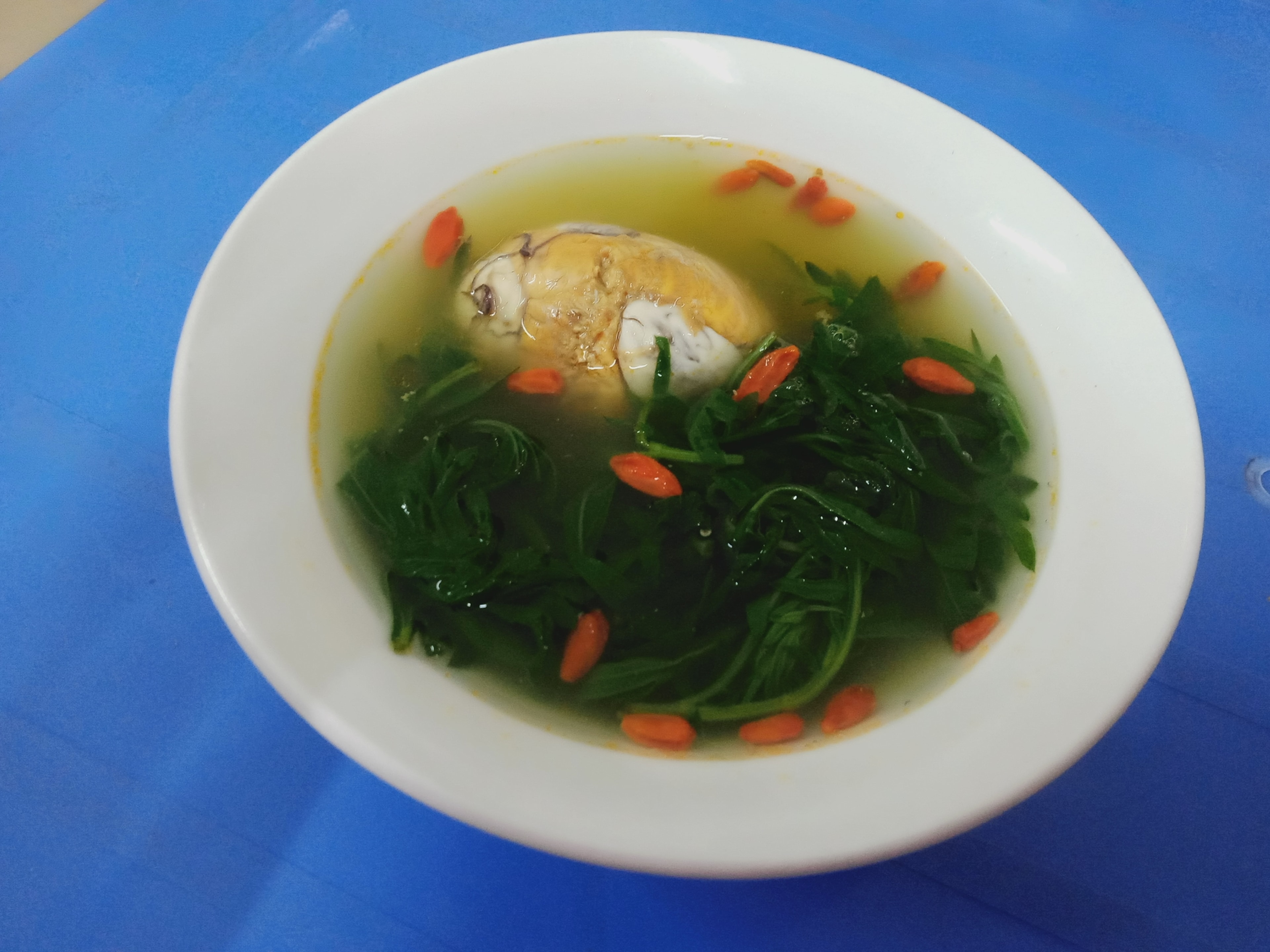 Hình ảnh Trứng vịt lộn tần ngải cứu(2 quả) 