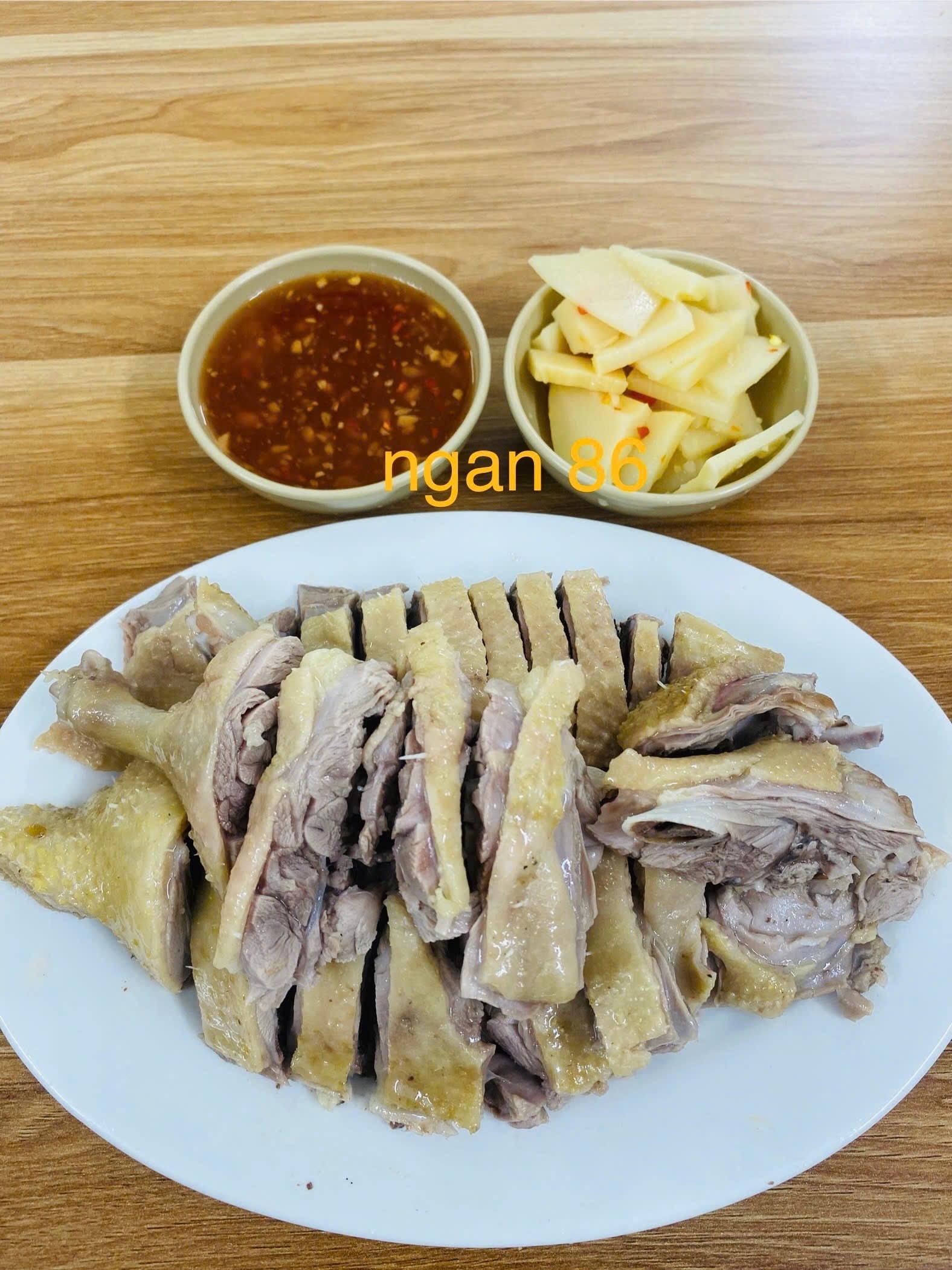Hình ảnh Ngan chặt 1/2 con