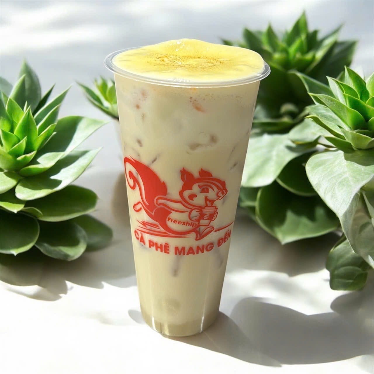 Hình ảnh Trà sữa  kem trứng khè 700ml
