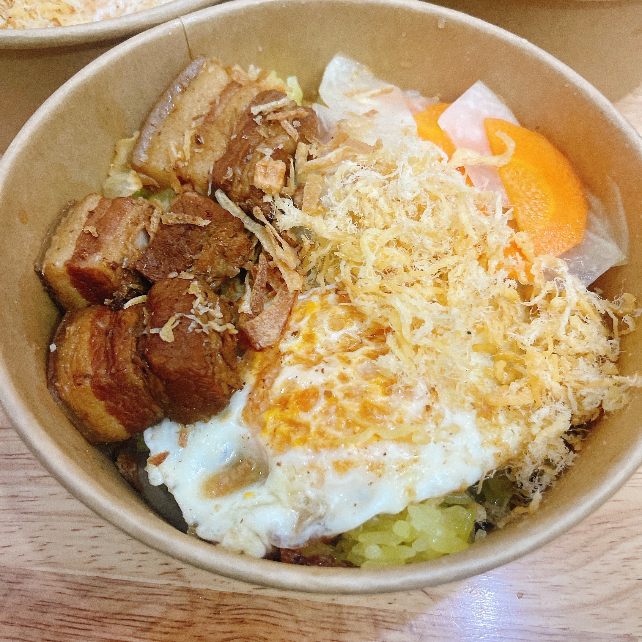 Hình ảnh Xôi thịt kho tàu