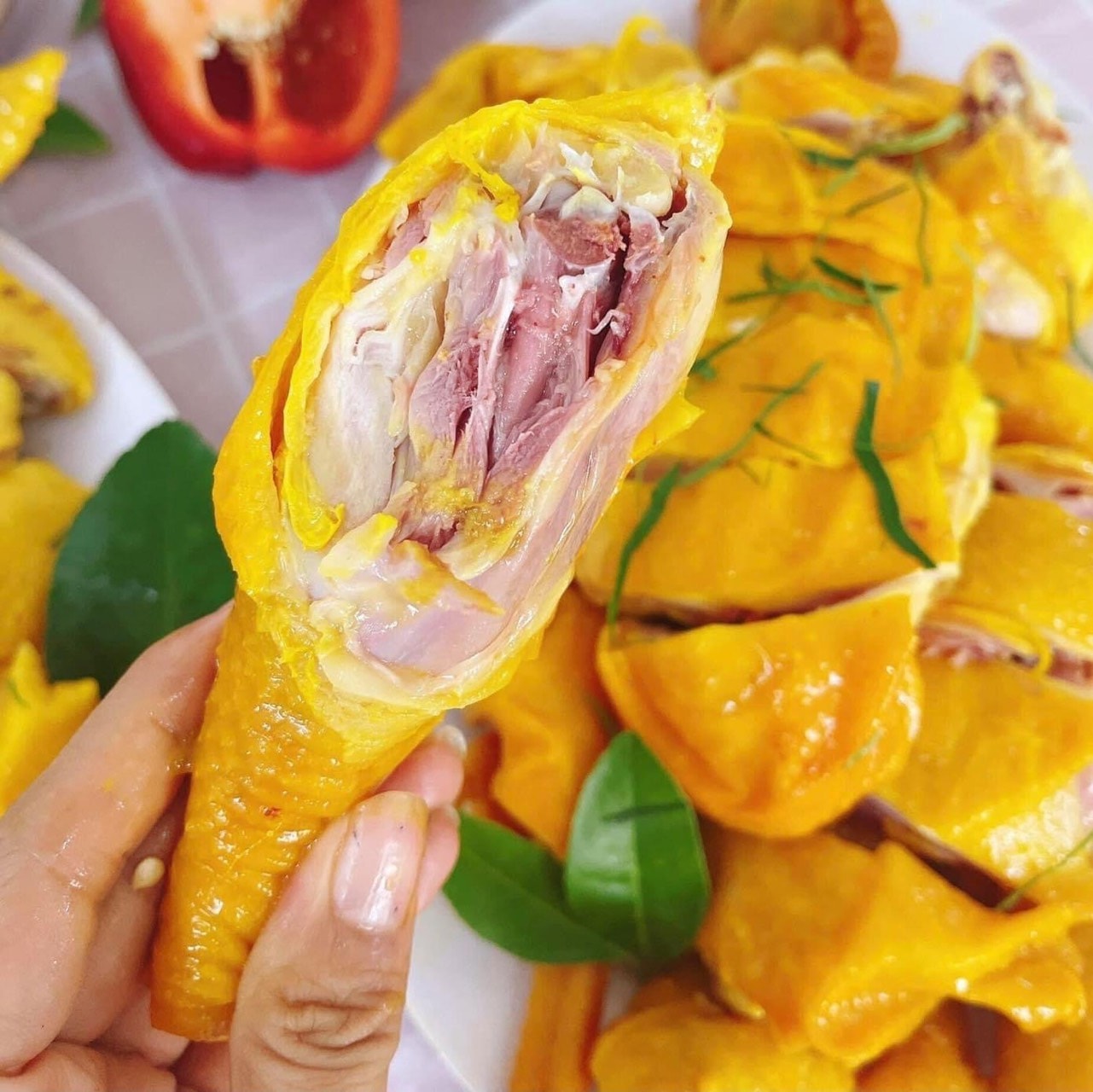 Hình ảnh (1/2 con) Gà ủ muối hoa tiêu