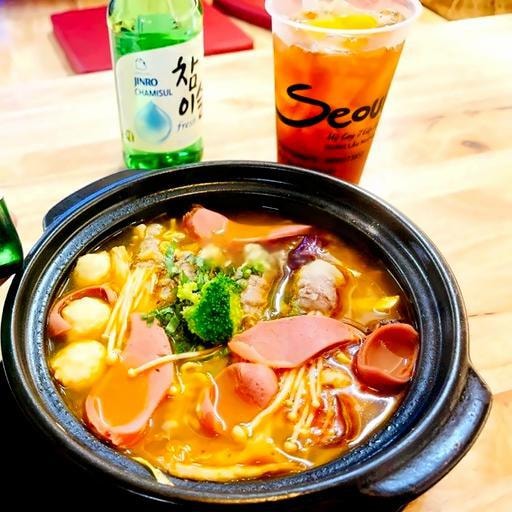 Hình ảnh Mì kim chi xúc xích cá viên