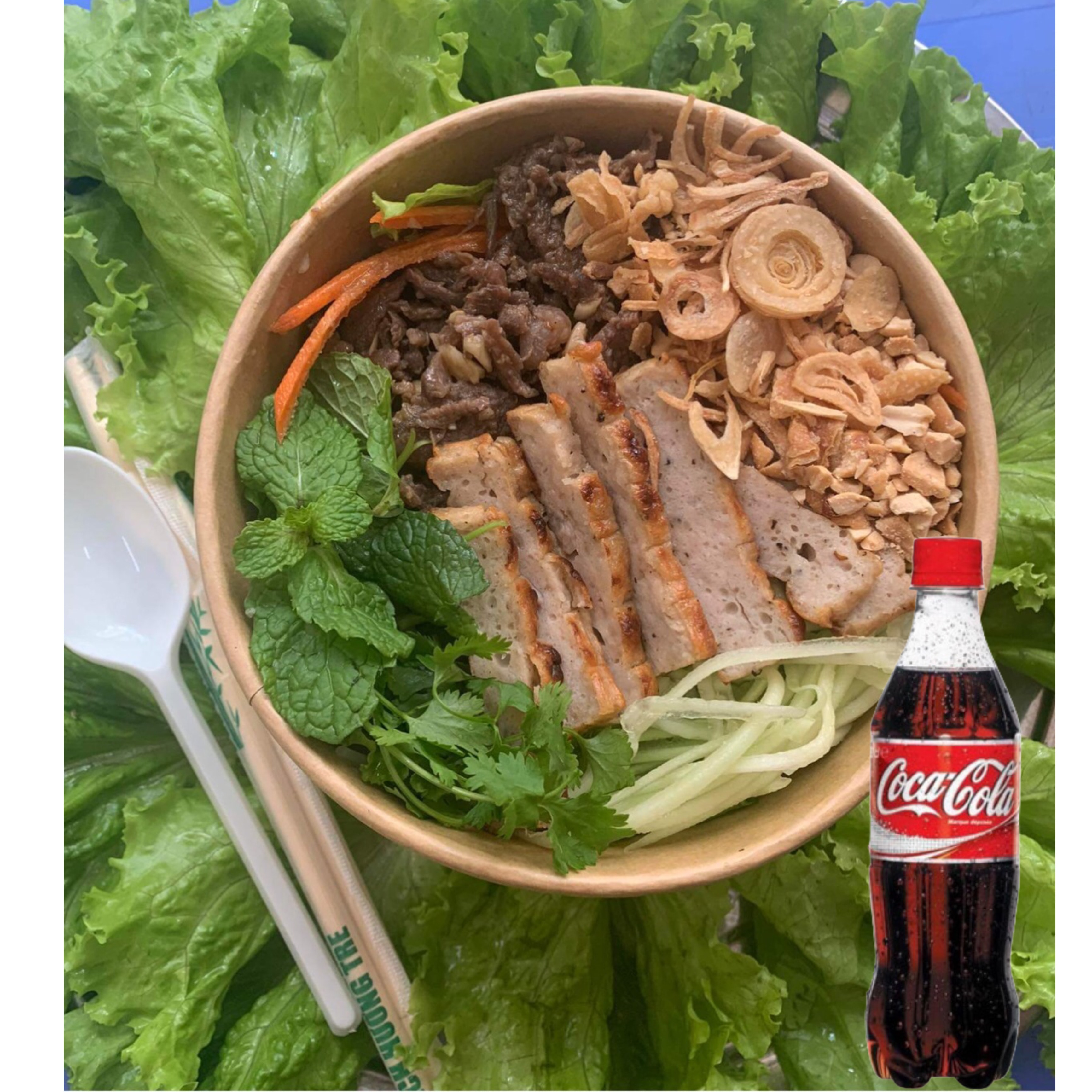 Hình ảnh Bún Trộn Bò Nem Nướng +CoCa