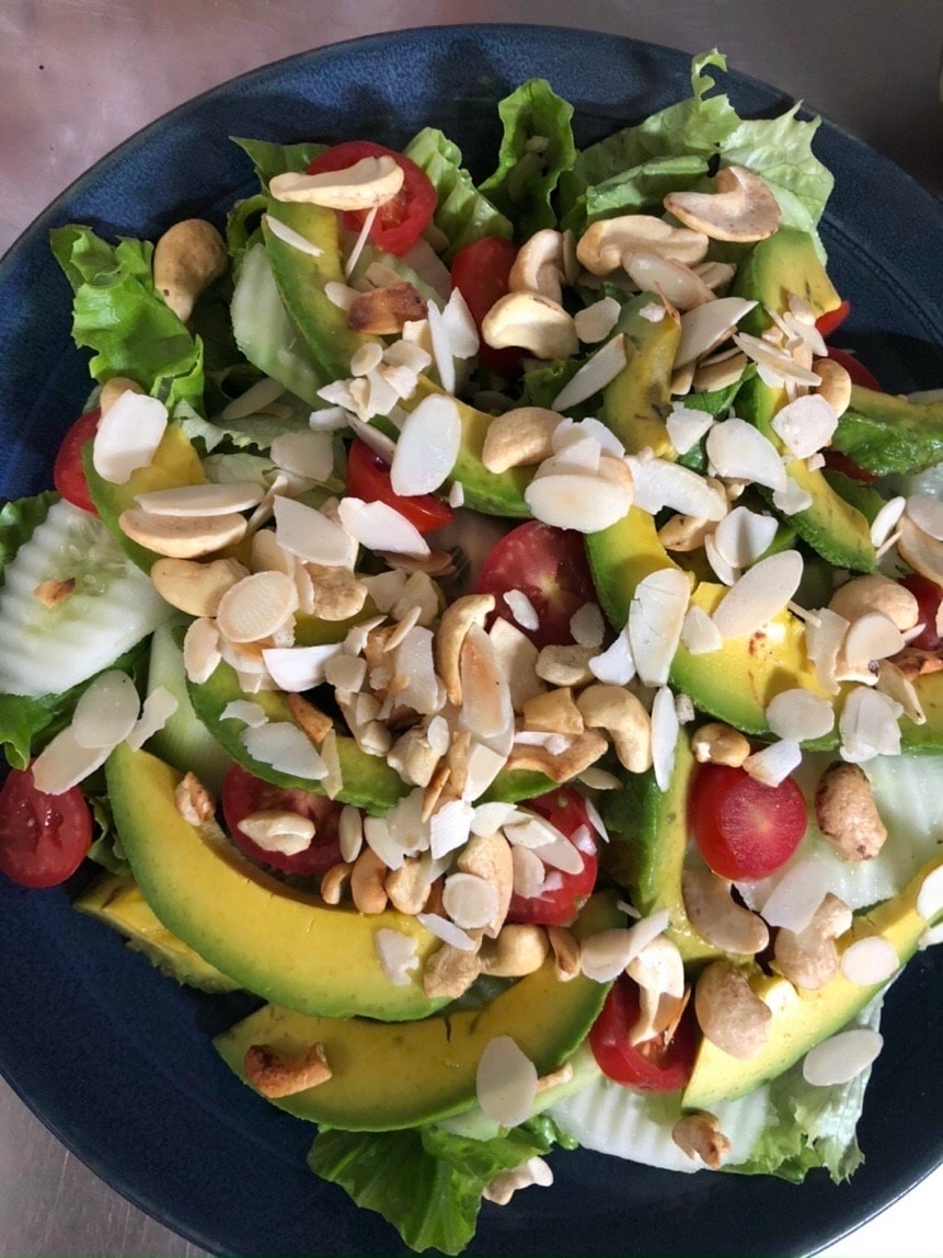 Hình ảnh Salad bơ táo